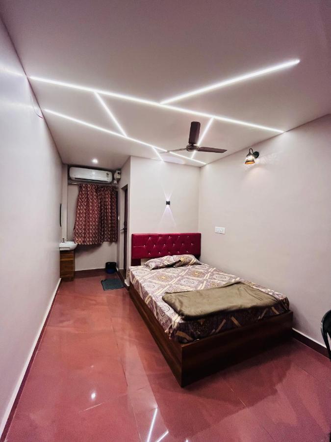 Kvm Tourist Home Palakkad Exterior foto