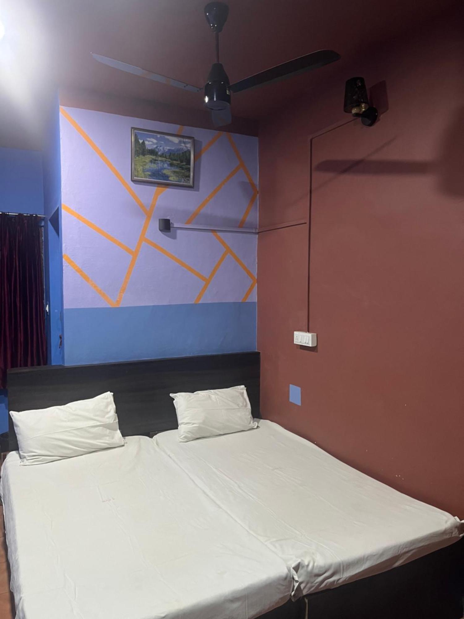 Kvm Tourist Home Palakkad Exterior foto